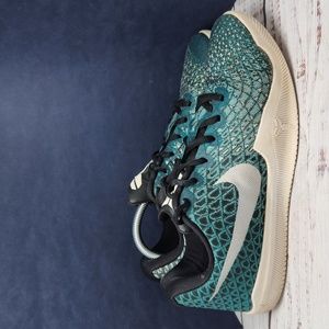 Nike Kobe Mamba Instinct Turbo Green Basketball Shoes Size 10.5